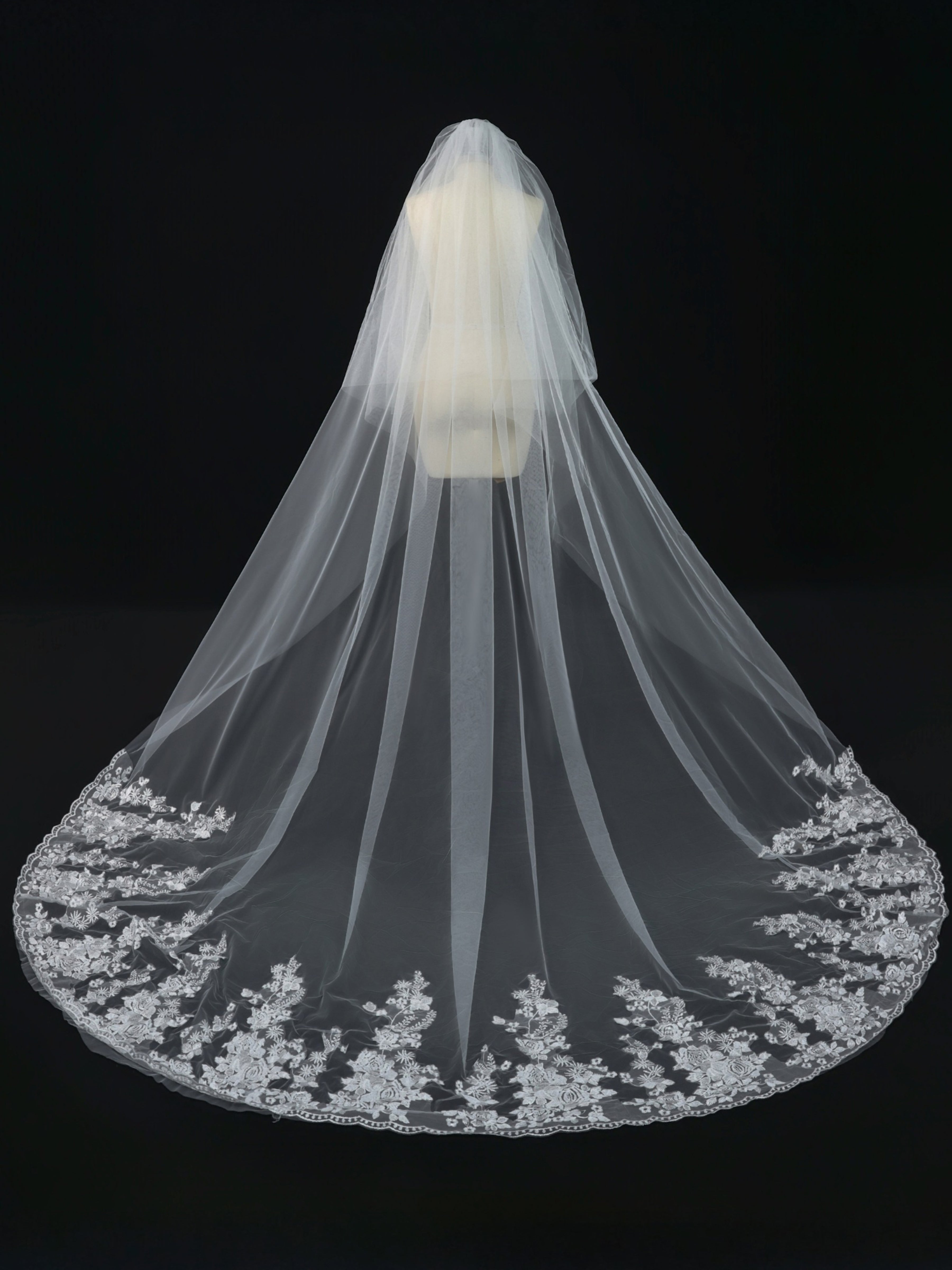 ROVDESY Two-Tier Cathedral Wedding Veil with Floral Lace Applique & Comb