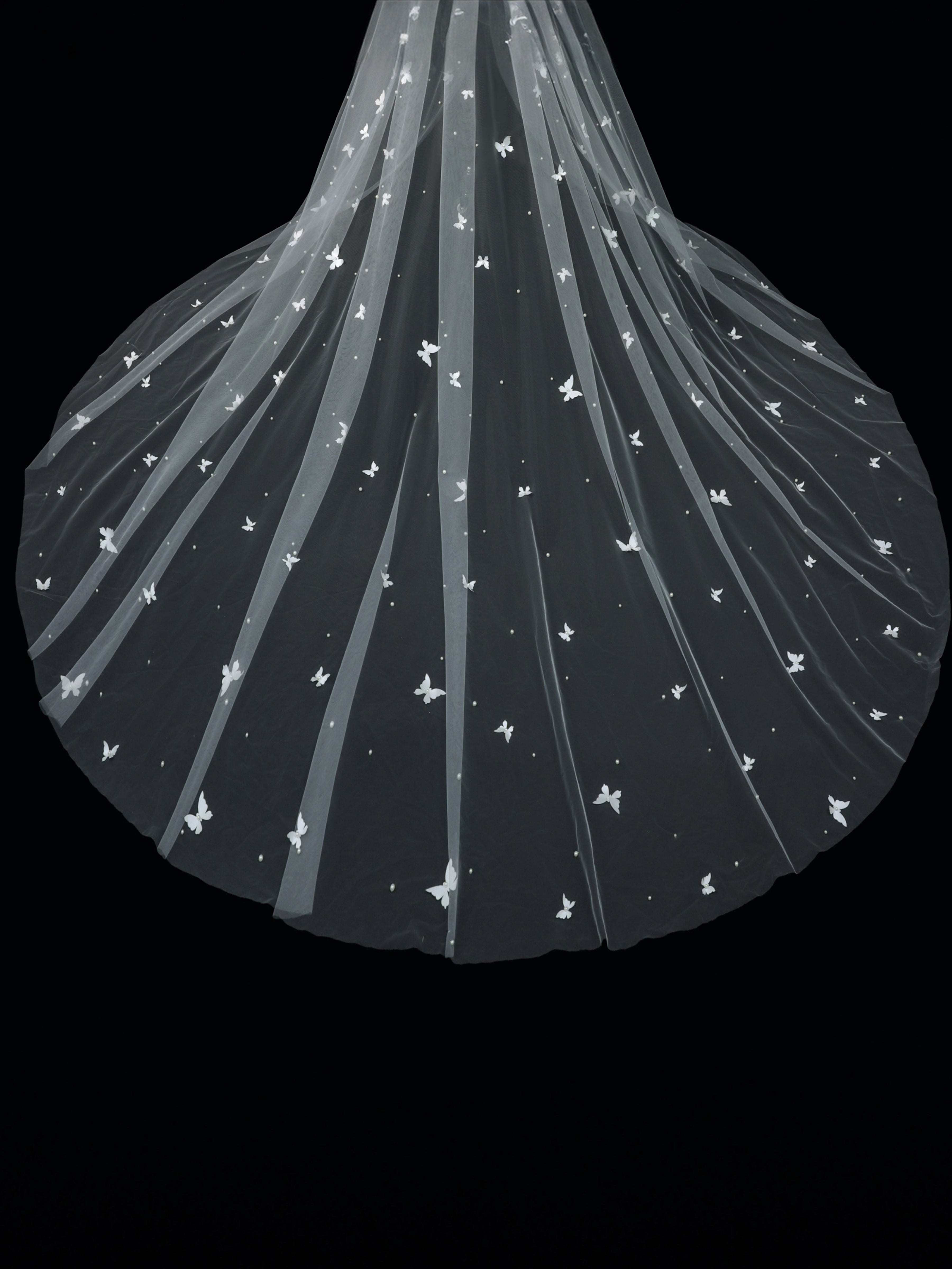 ROVDESY Cathedral Length Wedding Veil with 3D Butterflies & Pearl Accents