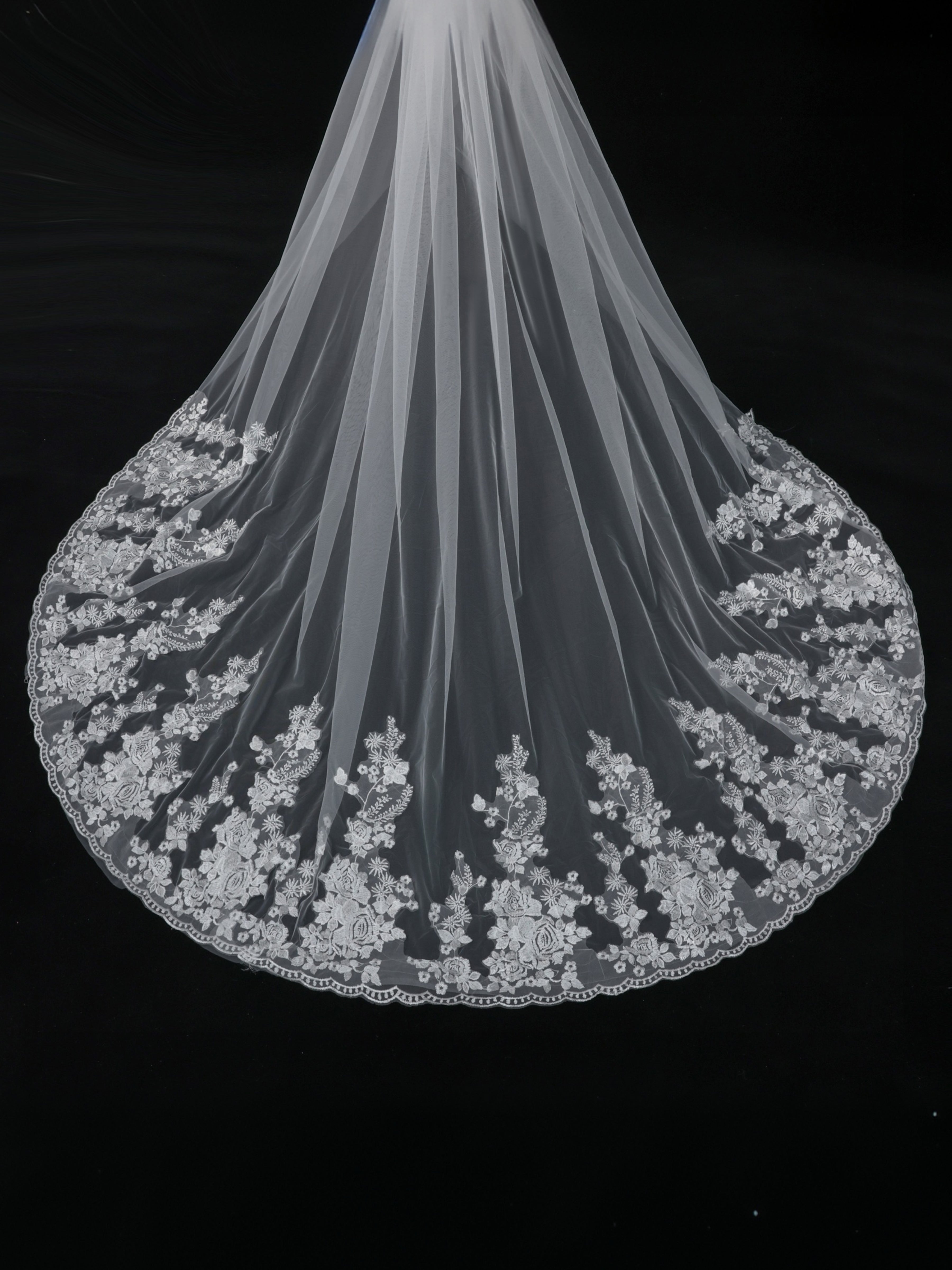 ROVDESY Two-Tier Cathedral Wedding Veil with Floral Lace Applique & Comb