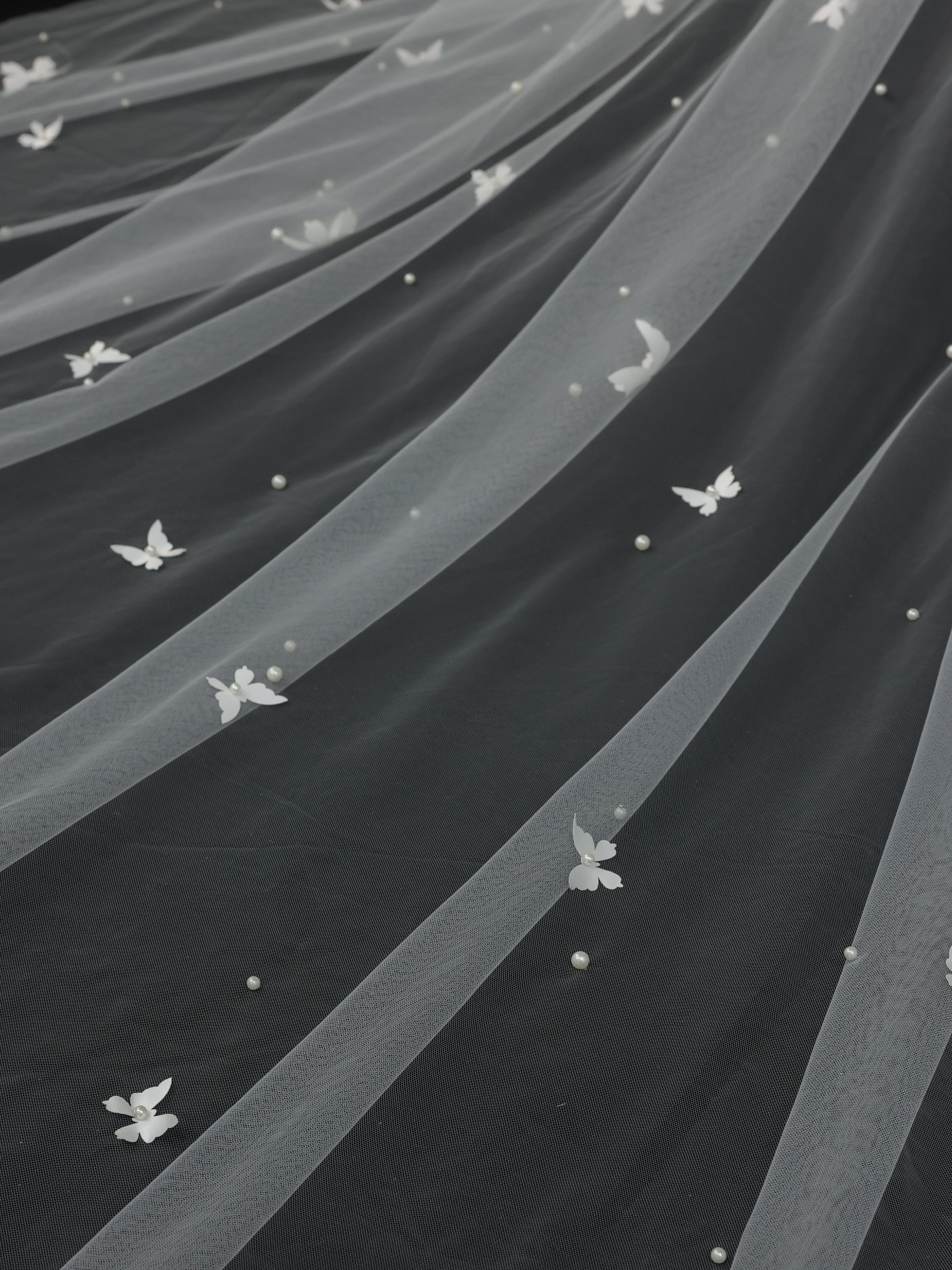 ROVDESY Cathedral Length Wedding Veil with 3D Butterflies & Pearl Accents
