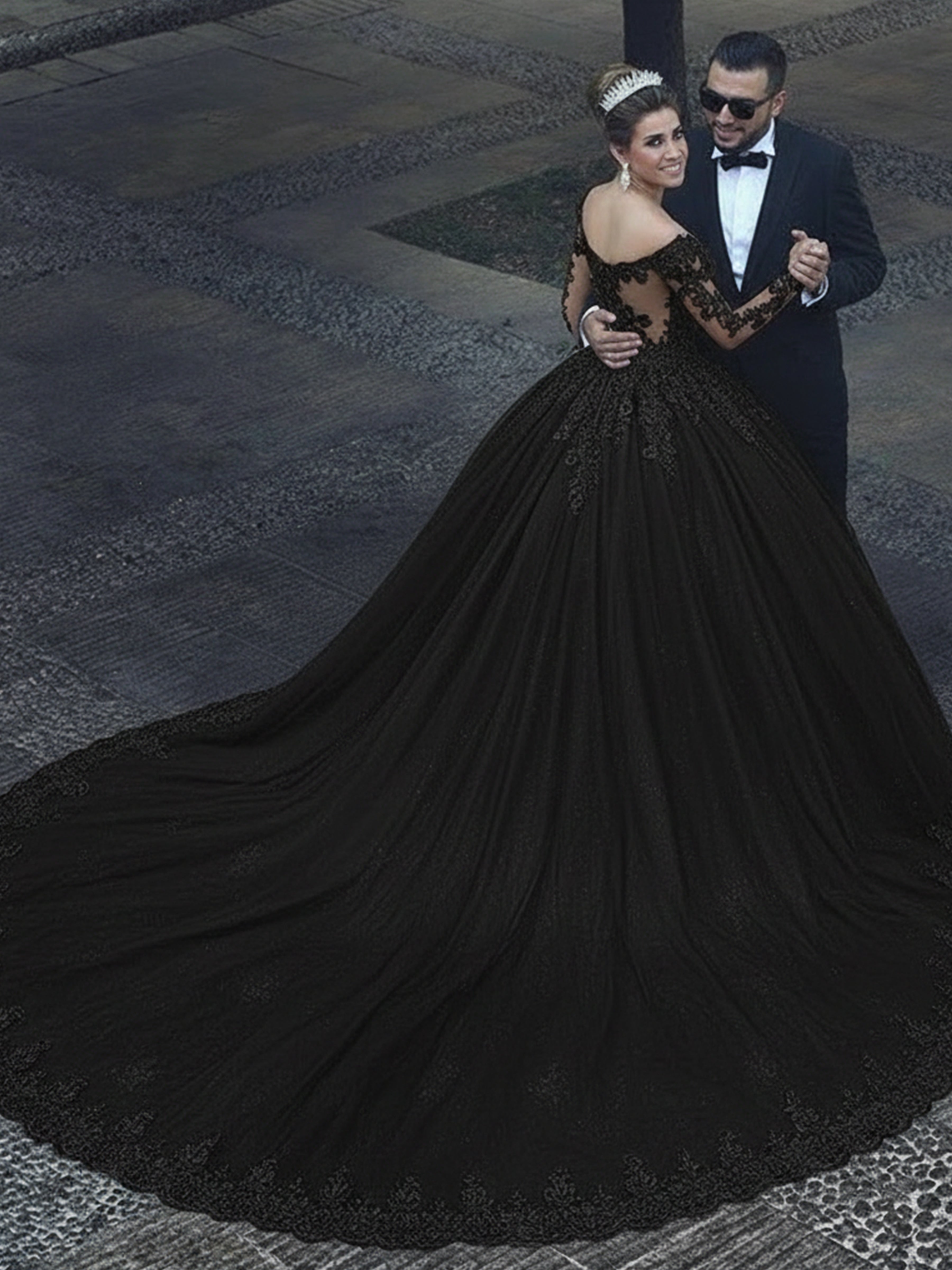 ROVDESY Off The Shoulder Long Sleeve Lace Appliques Ball Gown Wedding Dress with Cathedral Train