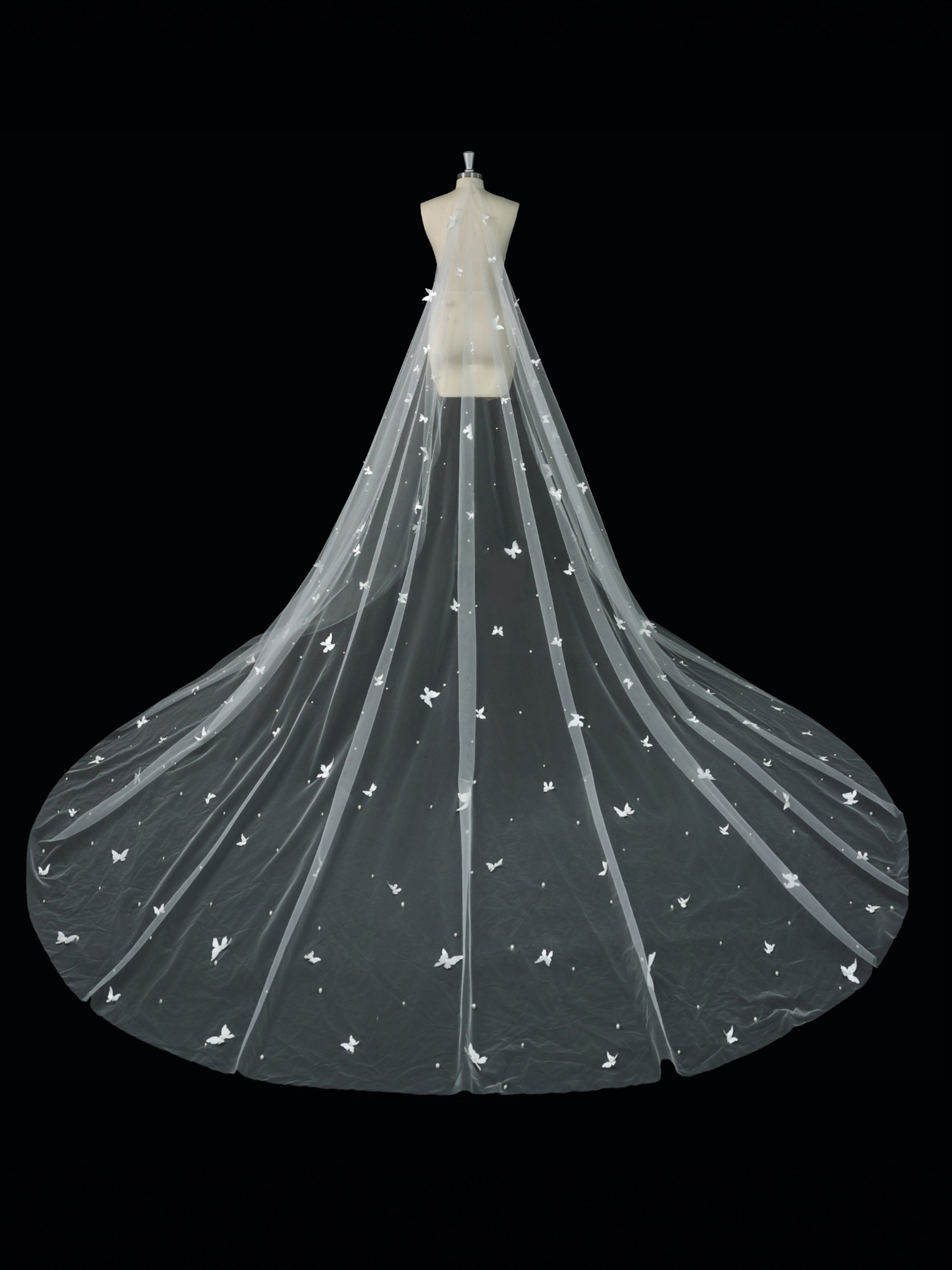 ROVDESY Cathedral Length Wedding Veil with 3D Butterflies & Pearl Accents