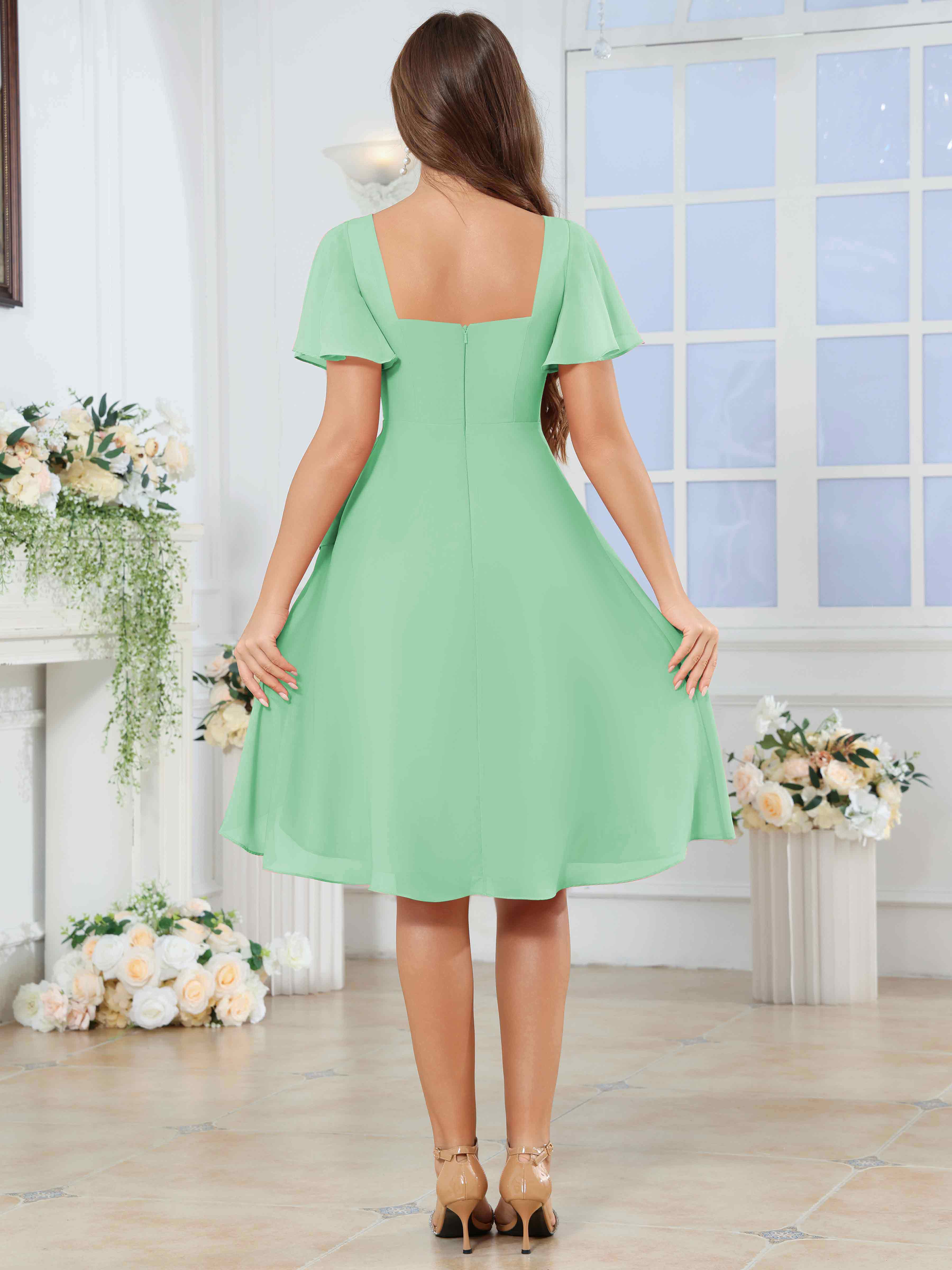 ROVDESY Knee Length V-Neck Pleated Chiffon Bridesmaid Dress With Short Sleeves