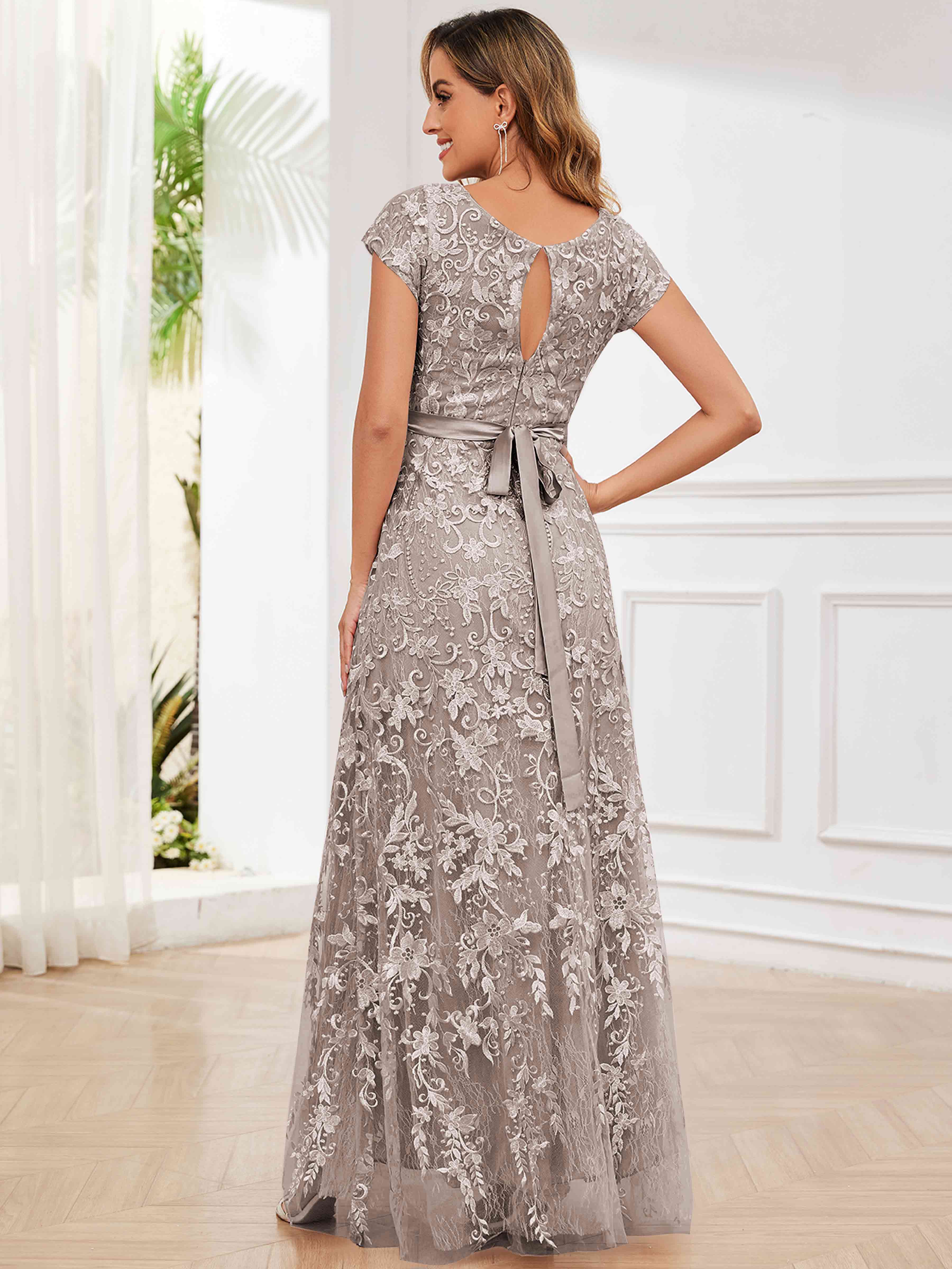 ROVDESY Elegant Lace Mother Of The Bride Dress With Short Sleeves Formal Gown